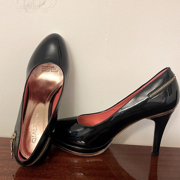 Black heels 🌹 - Picture 2 of 6